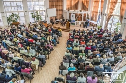 Nagy az érdeklődés az időseknek szóló oktatási program iránt