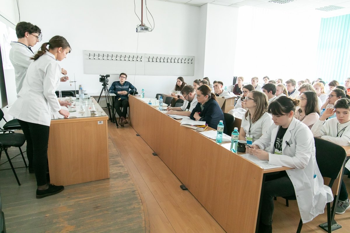Sikeresen zárult a IX. Laborkukac diákvetélkedő