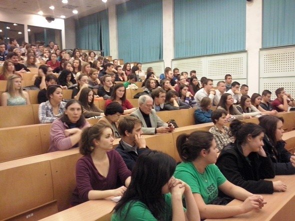 Vendégeink voltak  a Babeș- Bolyai TE magyar komparatistái