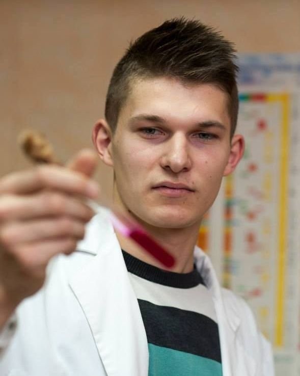 Salamon Pál - Ipari biotechnológia szak, III. év